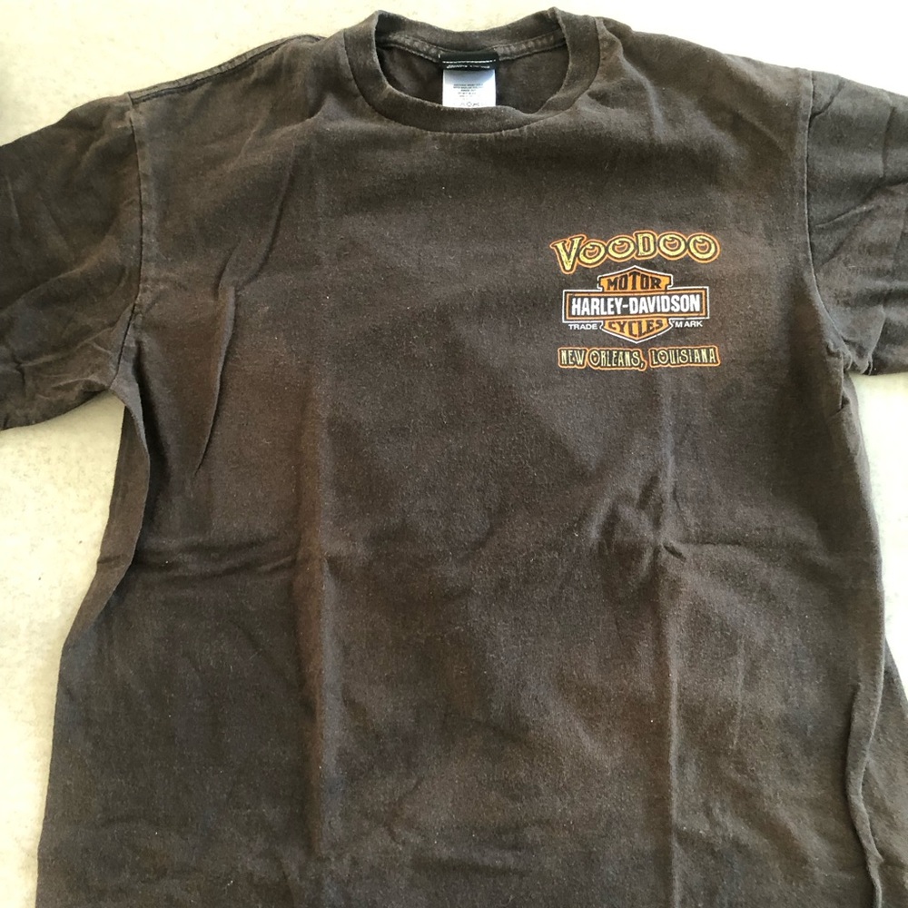 Distressed-brown Harley-Davidson New Orleans Voodoo Tee